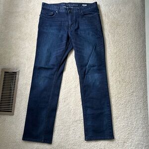 Men's Dark Blue Jeans